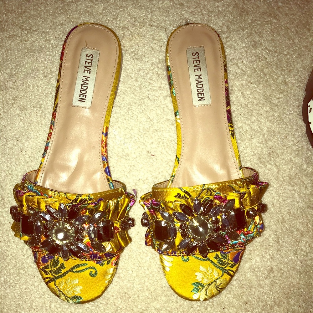 Steve Madden flats